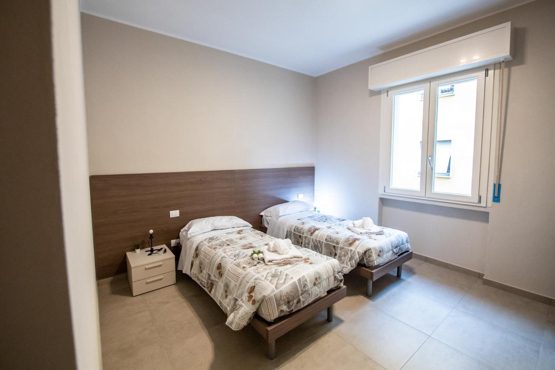350 M Da Ospedale Maggiore L Parcheggio Prive L Rooms Parma Exterior photo